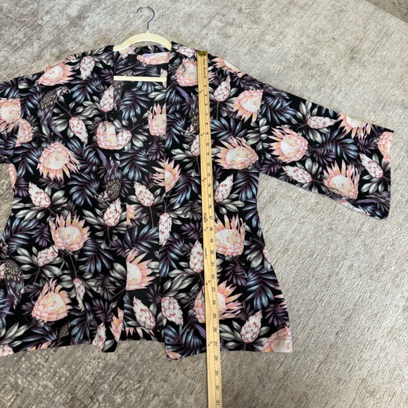H&M Divided Tropical Floral Botanical Kimono Cardigan - Picture 9 of 10